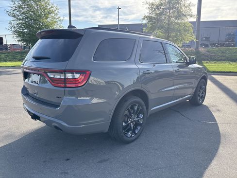 Certified 2024 Dodge Durango GT image 9
