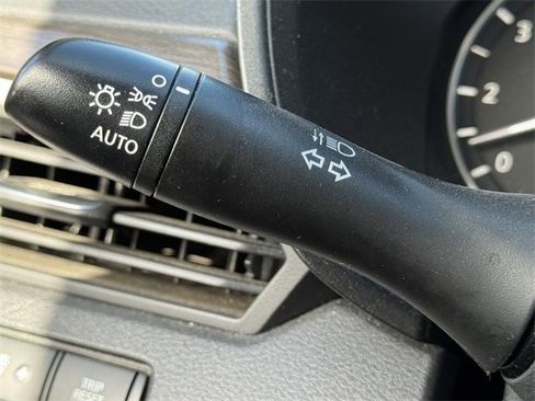 Used 2023 Nissan Altima 2.5 SV image 22