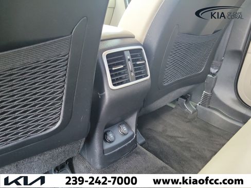 Used 2021 Kia Sportage EX FWD image 14