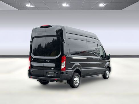 New 2026 Ford Transit 350 148 High Roof RWD image 9