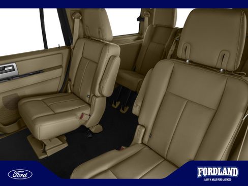 Used 2017 Ford Expedition Limited w/ Equipment Group 301A AWD/4WD image 8