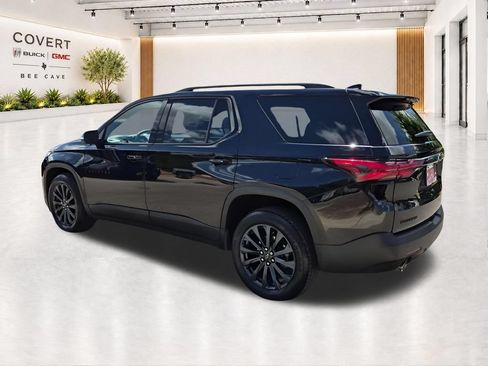 Used 2022 Chevrolet Traverse RS FWD image 11