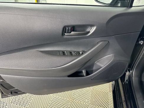 Certified 2025 Toyota Corolla LE FWD image 28