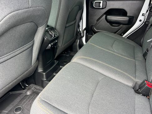 Used 2025 Jeep Wrangler Unlimited Sport S 4xe AWD/4WD image 12