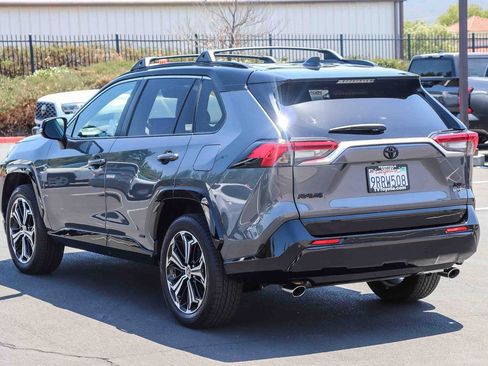 Certified 2025 Toyota RAV4 XSE w/ Premium Package AWD/4WD image 5