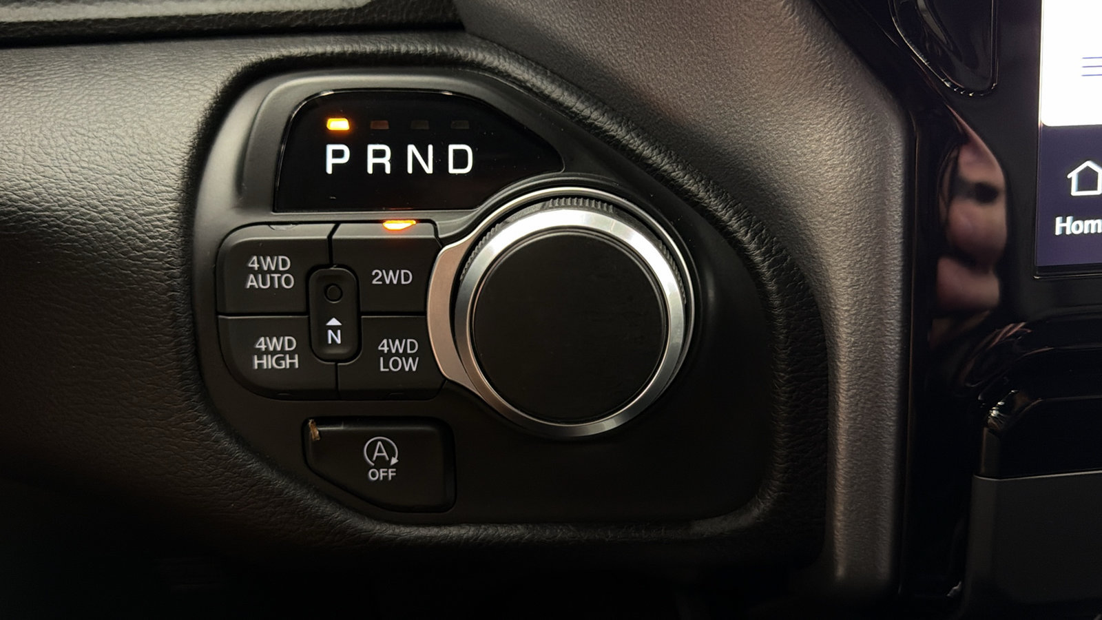 Used 2025 RAM 1500 Big Horn AWD/4WD image 24