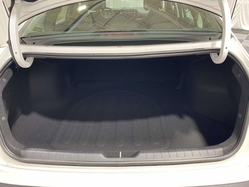 New 2026 Kia K4 LX image 9