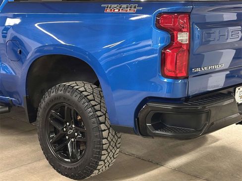 Used 2022 Chevrolet Silverado 1500 LT Trail Boss w/ Protection Package image 11