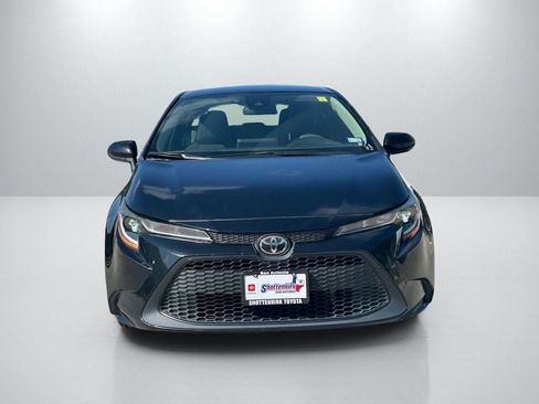 Used 2020 Toyota Corolla LE FWD image 2