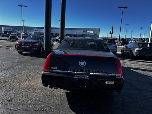 Used 2008 Cadillac DTS image 4