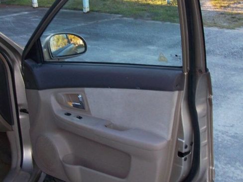 Used 2007 Kia Spectra EX image 13