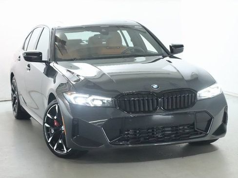 Used 2026 BMW 330i xDrive Sedan w/ M Sport Package AWD/4WD image 2