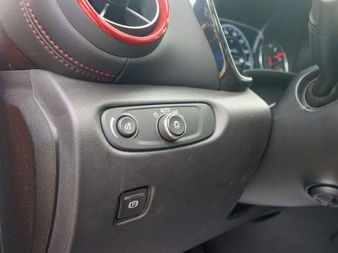 Used 2022 Chevrolet Blazer RS w/ Enhanced Convenience Package image 25