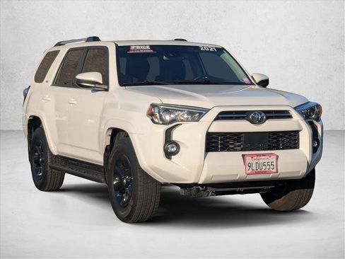 Used 2021 Toyota 4Runner SR5 image 3