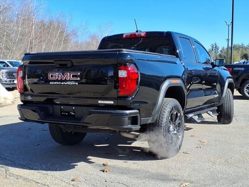 Used 2024 GMC Canyon Elevation image 4