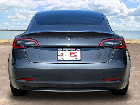 Used 2023 Tesla Model 3 Standard Range RWD image 5