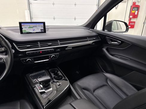 Used 2018 Audi Q7 3.0T Prestige w/ Prestige Package AWD/4WD image 15