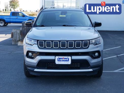 Used 2022 Jeep Compass Limited image 10