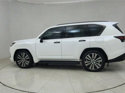 Used 2023 Lexus LX 600 4WD w/ Luxury Package image 70