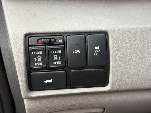 Used 2016 Honda Odyssey EX-L image 14