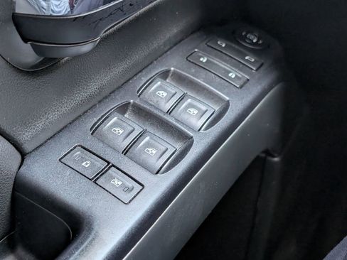 Used 2018 Chevrolet Silverado 1500 LT w/ All Star Edition image 16