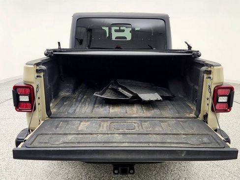 Used 2022 Jeep Gladiator Rubicon w/ LED Lighting Group AWD/4WD image 22