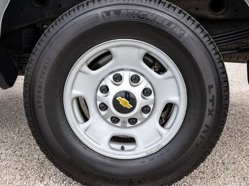 Used 2022 Chevrolet Silverado 2500 W/T w/ WT Fleet Convenience Package AWD/4WD image 18
