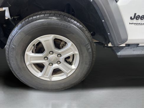 Used 2022 Jeep Wrangler Unlimited Sport image 9