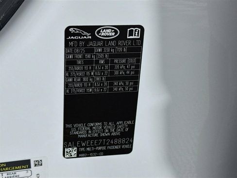 Used 2026 Land Rover Defender 110 V8 AWD/4WD image 34