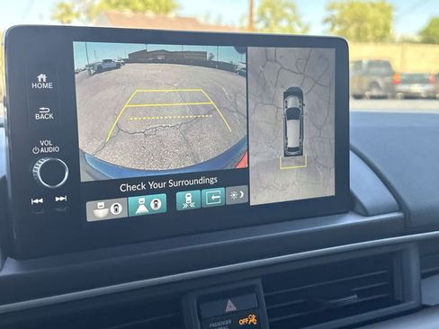 Used 2025 Honda Pilot Elite image 23