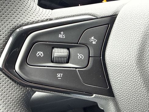 New 2026 Chevrolet Trax LT w/ LPO, Blackout Package image 16