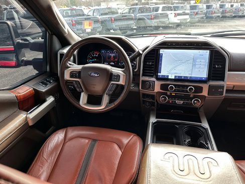 Used 2022 Ford F450 King Ranch w/ King Ranch Ultimate Package image 27