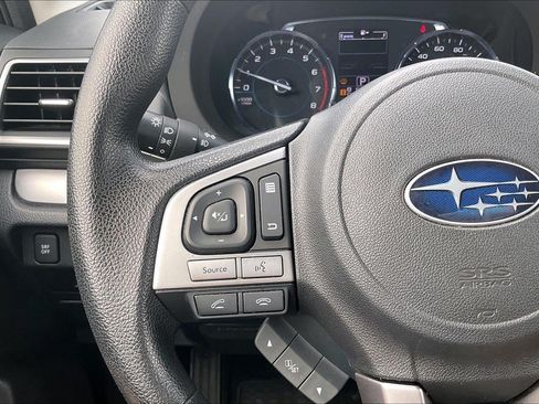 Used 2018 Subaru Forester 2.5i Premium AWD/4WD image 19