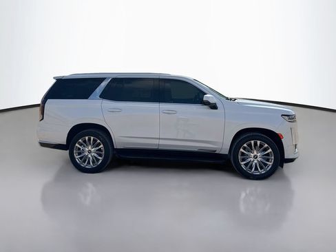 Used 2023 Cadillac Escalade Premium Luxury w/ LPO, Floor Liner Package AWD/4WD image 9