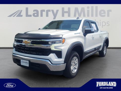 Used 2023 Chevrolet Silverado 1500 LT AWD/4WD image 1
