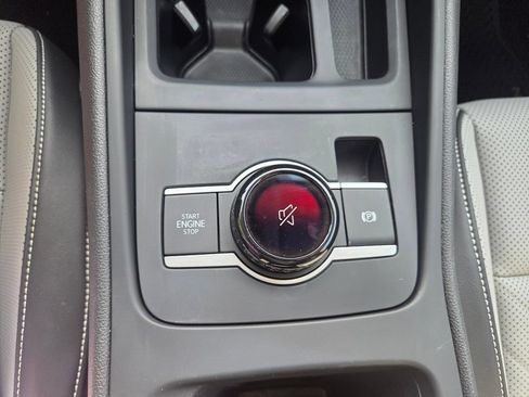 Used 2026 Volkswagen Tiguan SE AWD/4WD image 17