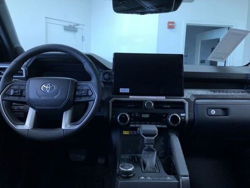 New 2026 Toyota Tacoma Limited AWD/4WD image 11