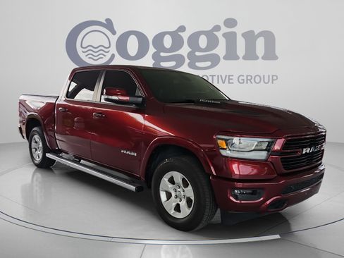 Used 2020 RAM 1500 Laramie w/ Sport Appearance Package AWD/4WD image 7