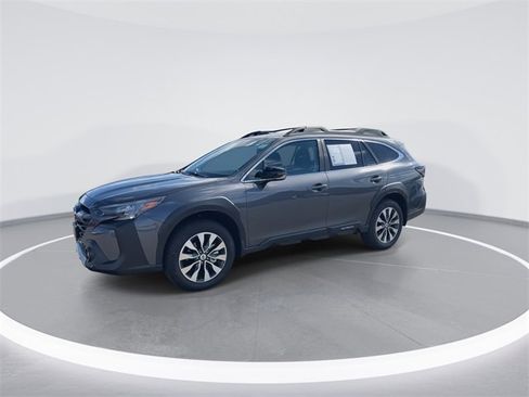 Certified 2025 Subaru Outback Limited image 4