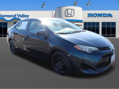 Used 2017 Toyota Corolla LE w/ Carpet Mat Package (TMS) FWD image 1