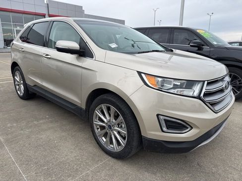 Used 2017 Ford Edge Titanium w/ Equipment Group 301A image 12