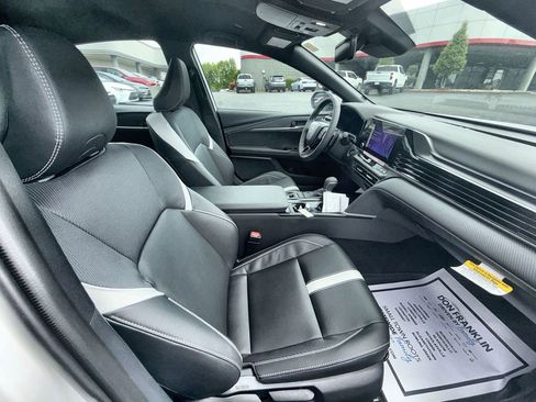 New 2026 Toyota Camry Hybrid w/ Convenience Package AWD/4WD image 11