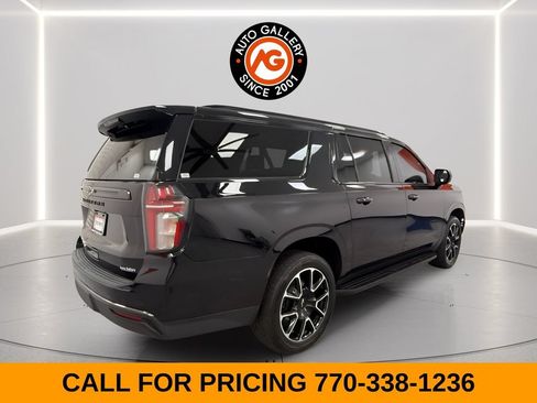 Used 2021 Chevrolet Suburban RST w/ Rear Media and Nav Package AWD/4WD image 8