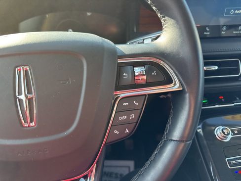 Used 2023 Lincoln Nautilus Reserve w/ Equipment Group 201A image 13