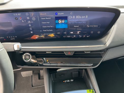 Used 2025 Buick Envision Preferred image 20