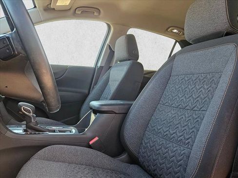 Used 2023 Chevrolet Equinox LT FWD image 15