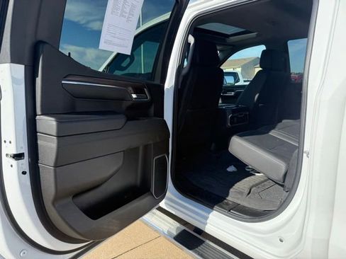 Used 2024 GMC Sierra 1500 SLT w/ SLT Premium Plus Package AWD/4WD image 18