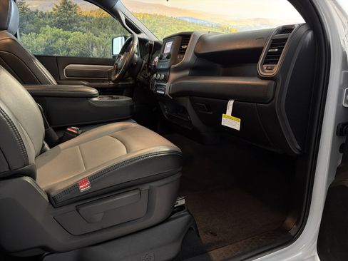 Used 2024 RAM 5500 Tradesman image 16