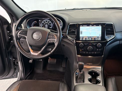 Used 2021 Jeep Grand Cherokee Laredo X AWD/4WD image 29