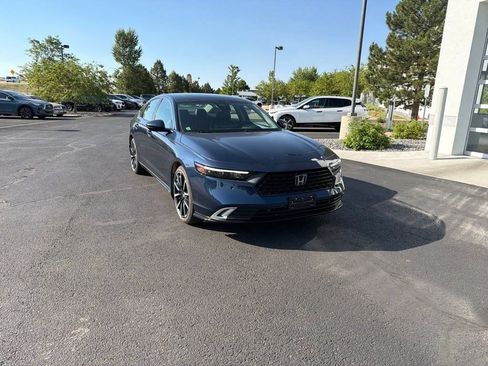 Used 2024 Honda Accord Touring image 7